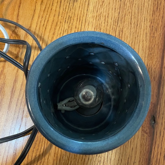 Scentsy Blue Warmer - Picture 3 of 3